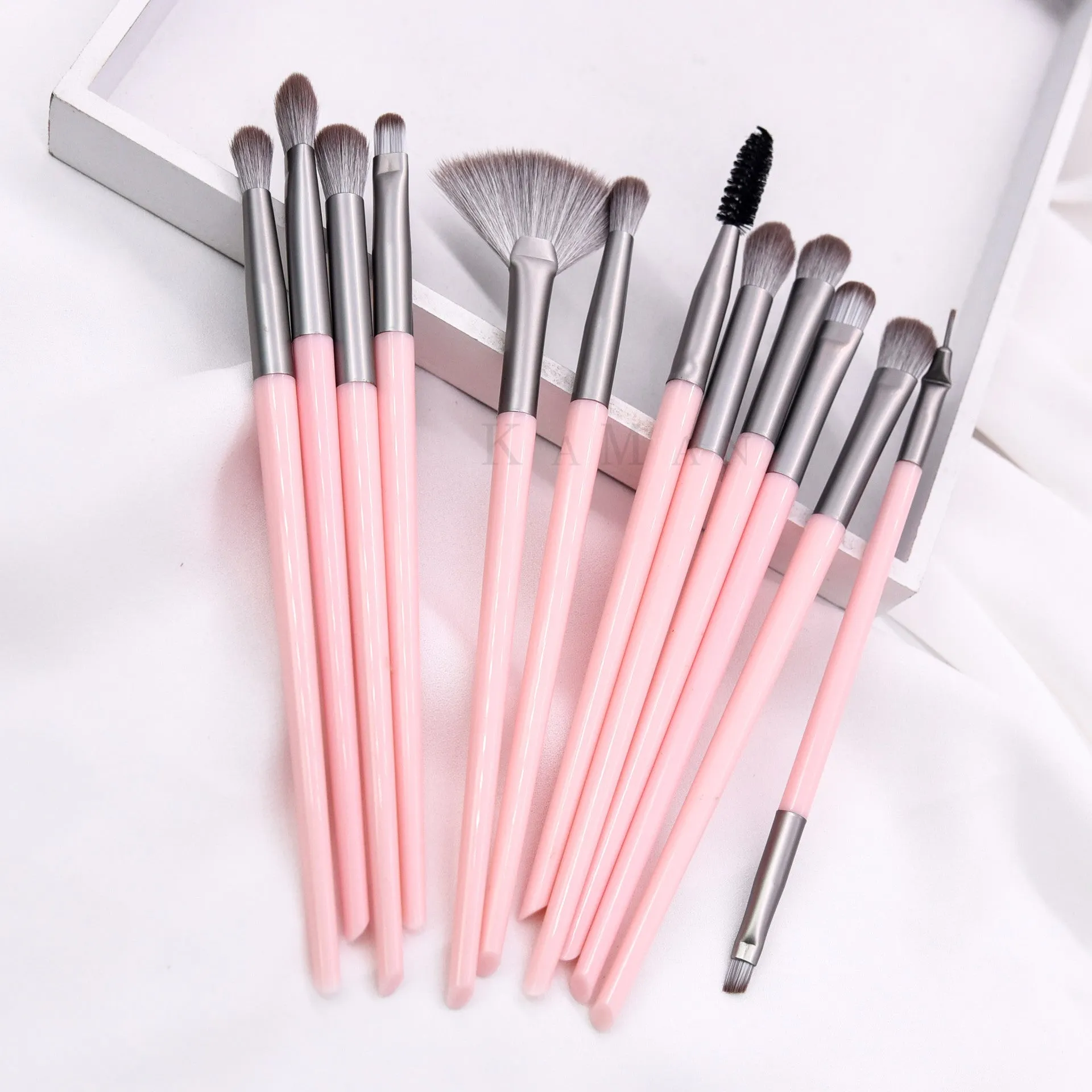 12 Makeup Brushes Set Beauty Tools