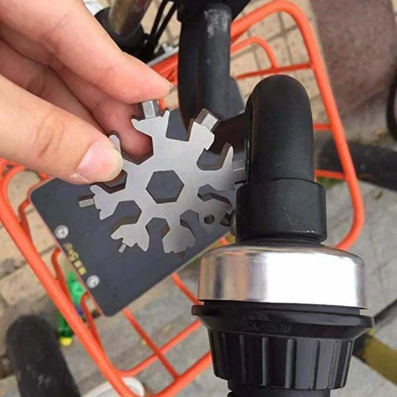 18-in-1 Snowflake Multi-Tool