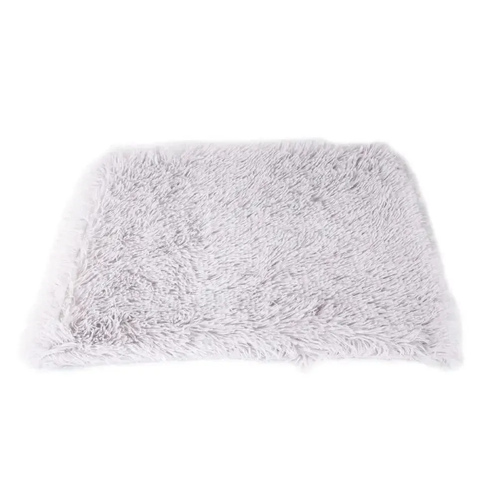 Comfortable Anti-anxiety Calming Pet Throw Blankets for Small, Medium, and Large Breeds