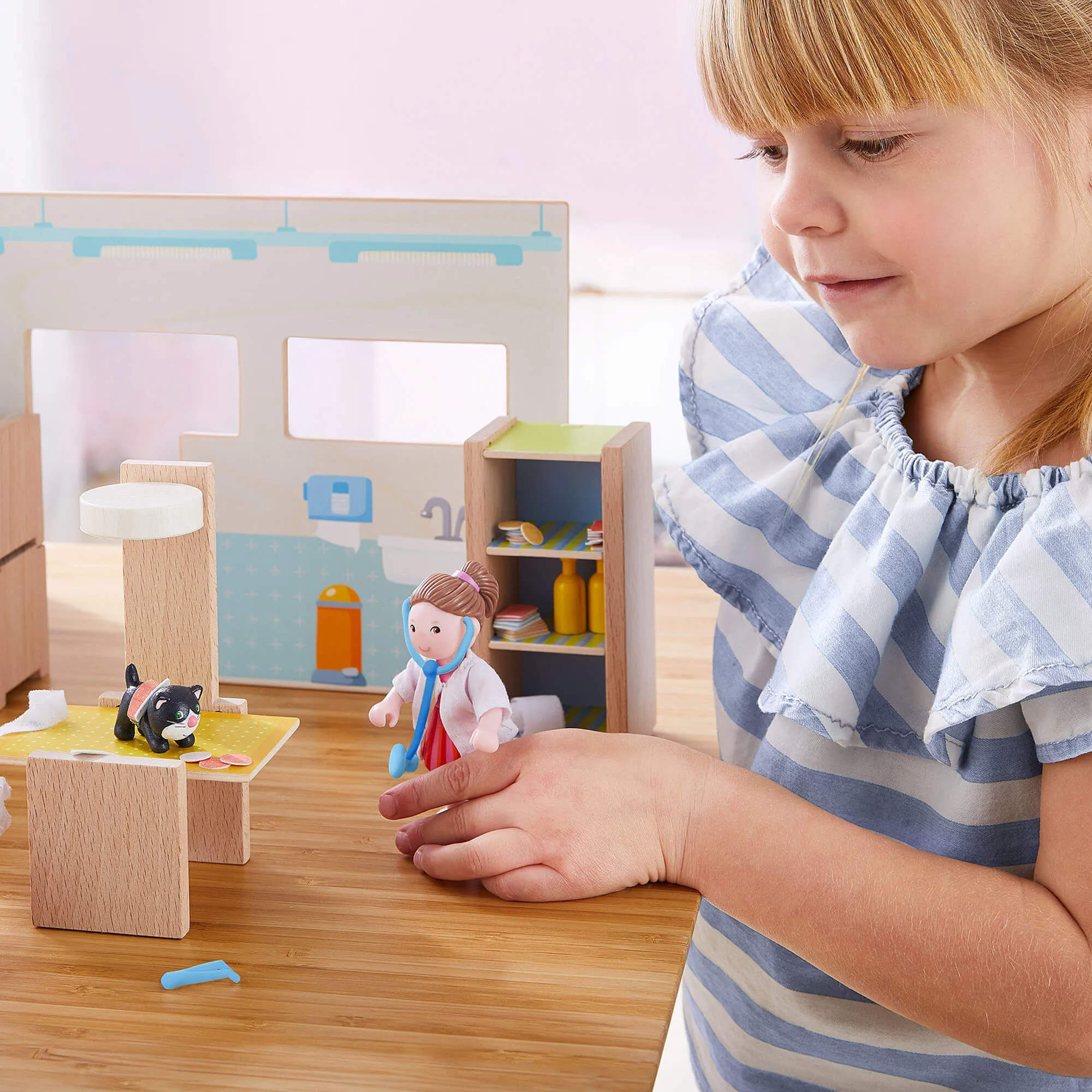 Little Friends Vet Clinic Play Set With Rebecca Doll