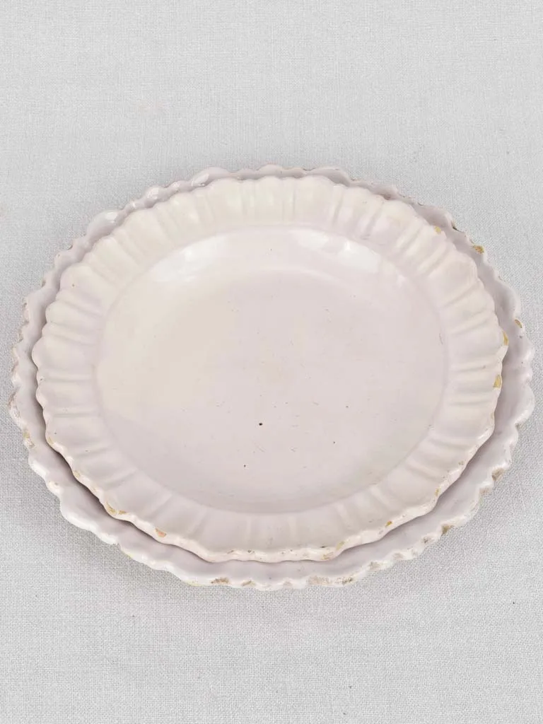 Platters, ironstone, 18th-century (two) 11" & 12¼"