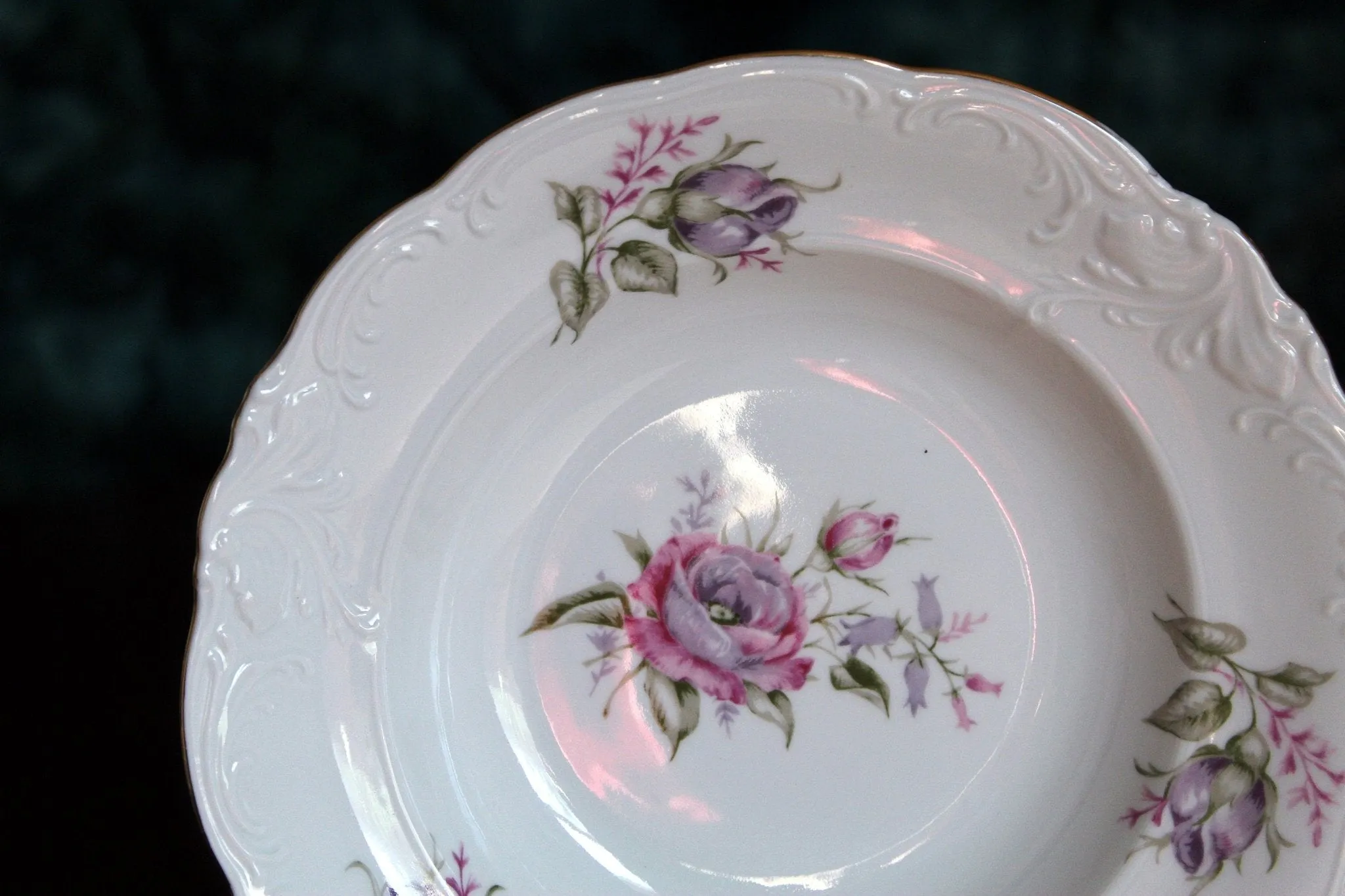 Set of 4 Walbrzych Soup Bowls, Embossed 8in Bowls, Made in Poland