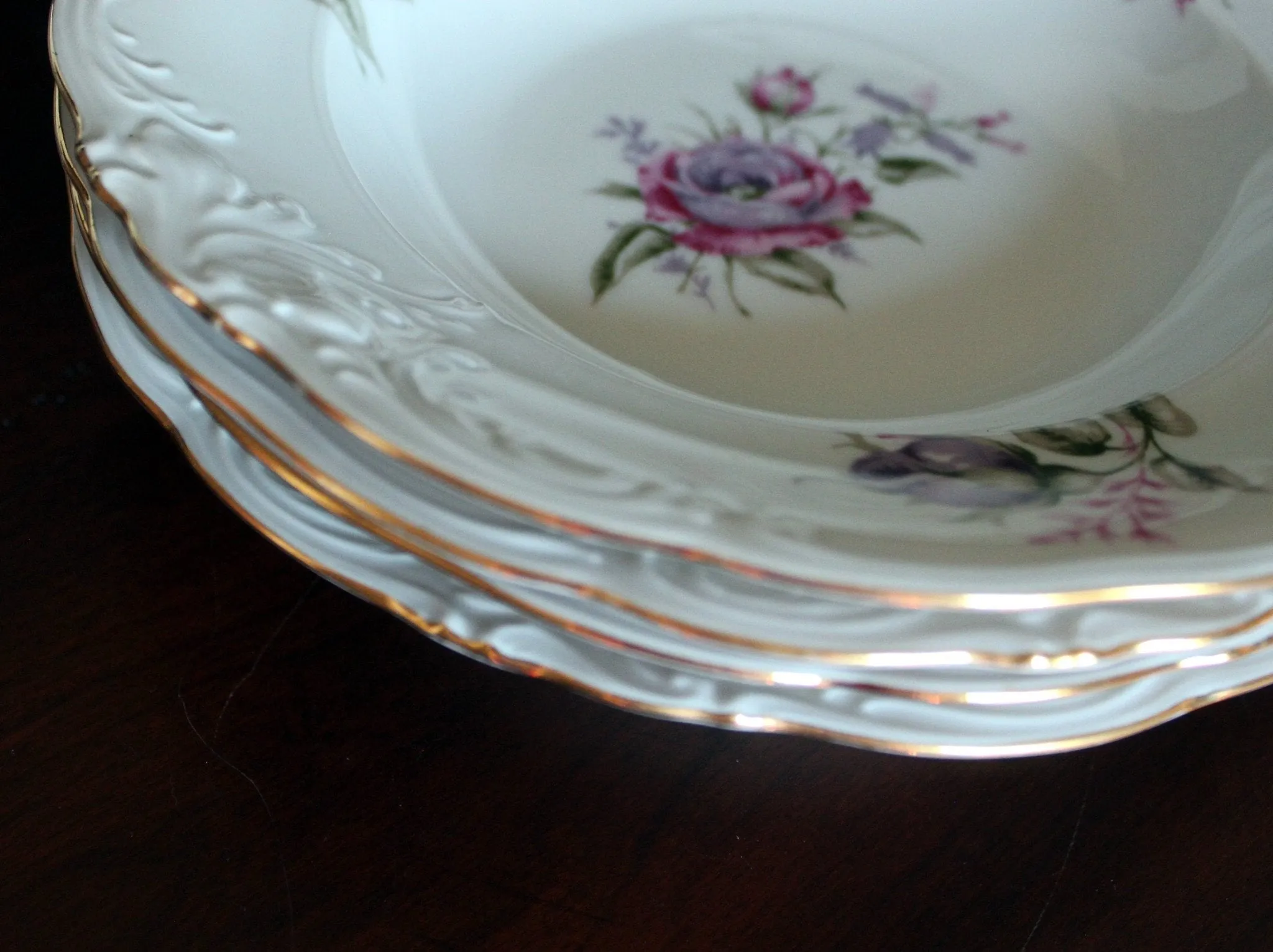 Set of 4 Walbrzych Soup Bowls, Embossed 8in Bowls, Made in Poland