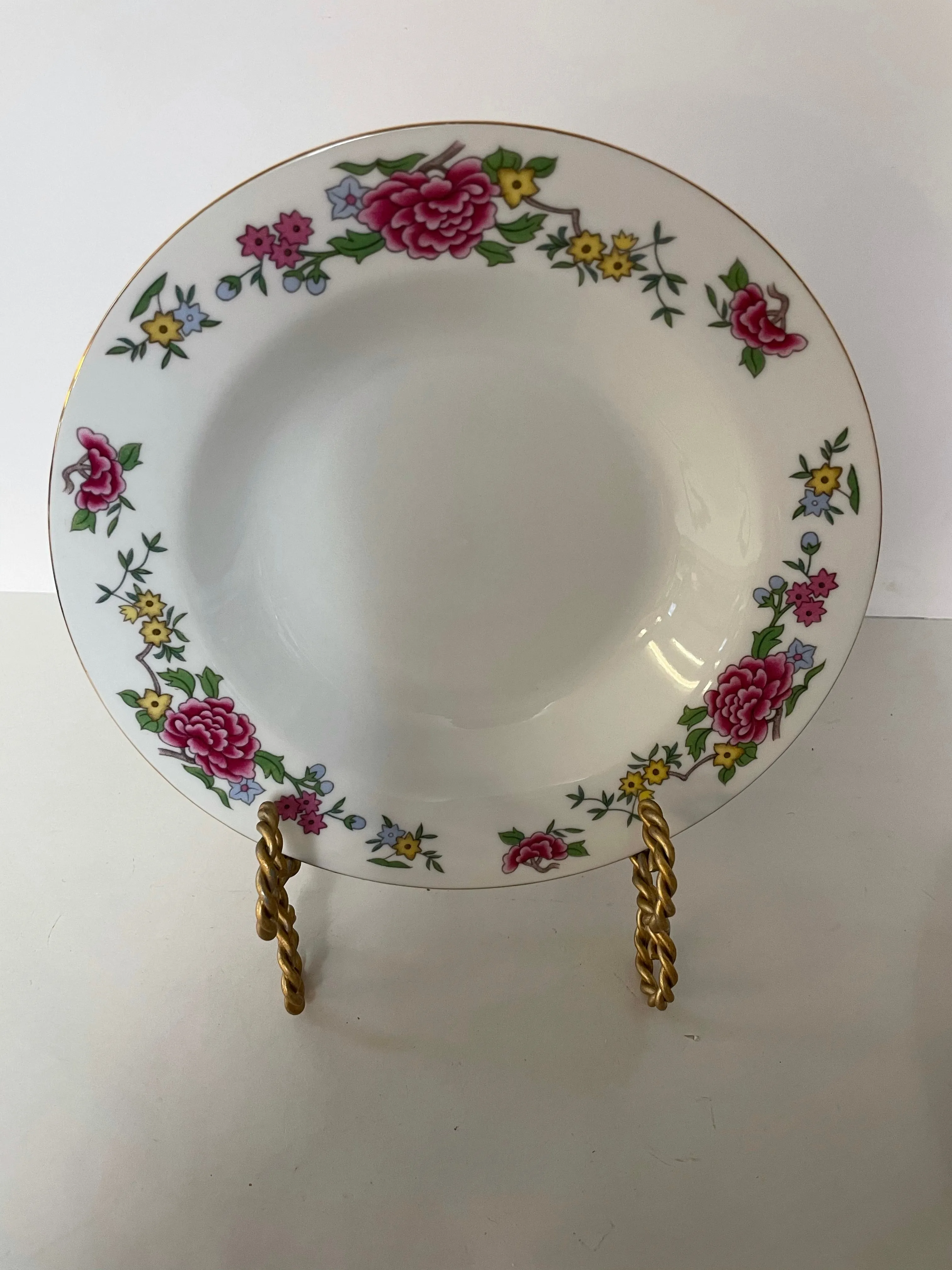 (v) € Vintage Set/4 8” Salad/Soup/Serving Bowls White & Bright Floral Design
