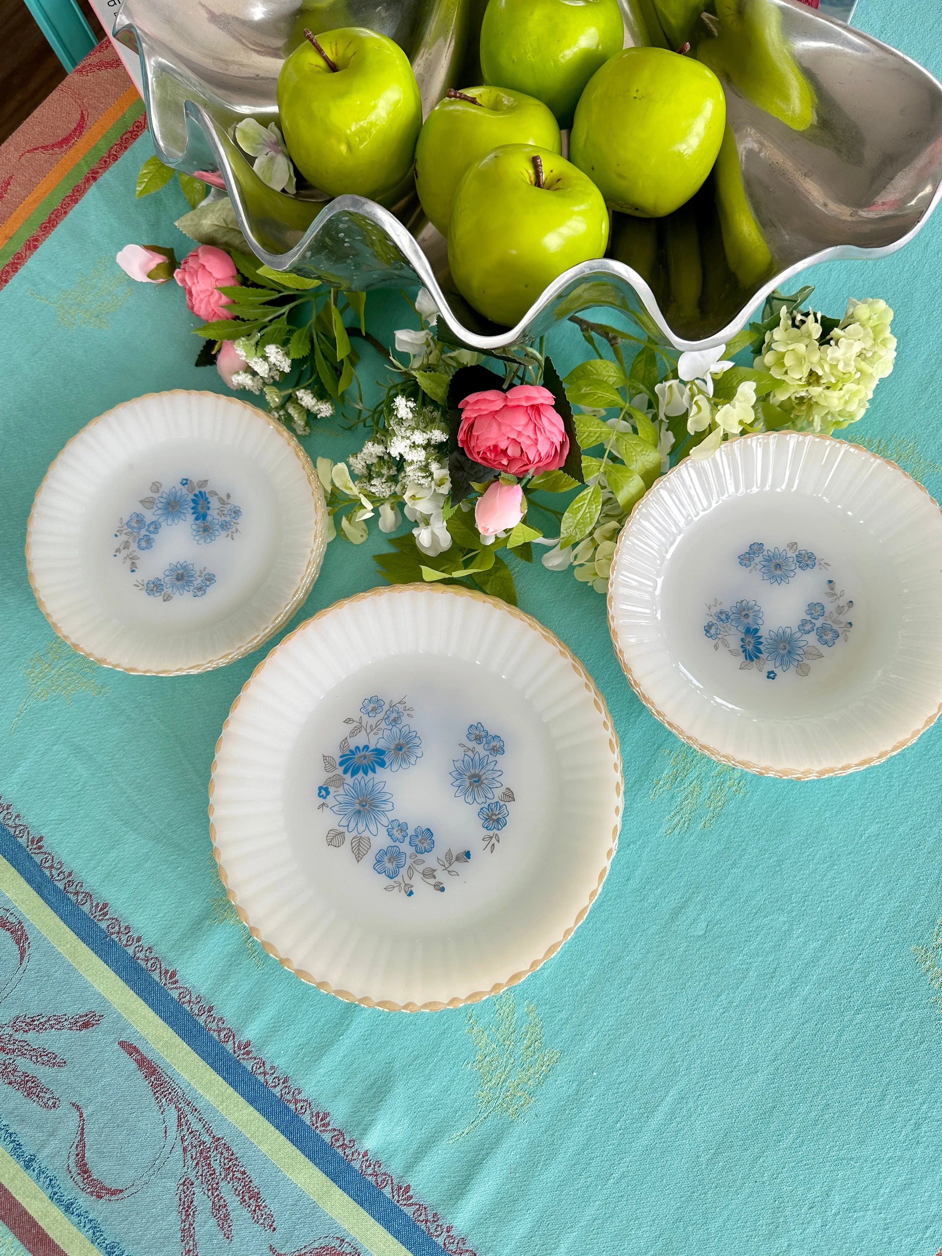Vintage Milk Glass Blue flower Dishes Gold Rim, Termocrisa, Mexico Set of 12